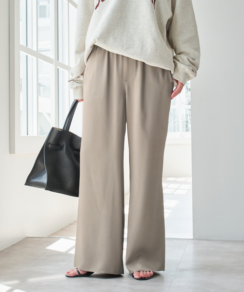 Spick & Span（スピックアンドスパン）の「サテンイージーベルボトムパンツ（その他パンツ・レディース・ネイビー/ベージュ系その他/アイボリー・36/38/40）」の14枚目の写真