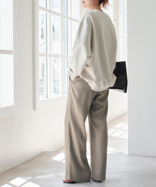 Spick & Span（スピックアンドスパン）の「サテンイージーベルボトムパンツ（その他パンツ・レディース・ネイビー/ベージュ系その他/アイボリー・36/38/40）」の19枚目の写真