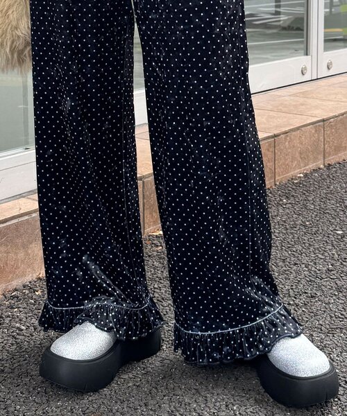 CIAOPANIC（チャオパニック）の「アソート柄ベロアフリルパンツ〈ドット／フラワー〉（その他パンツ・レディース・グレー/ベージュ系その他/カーキ/ブラック系その他/ブラック・MEDIUM/SMALL）」の20枚目の写真