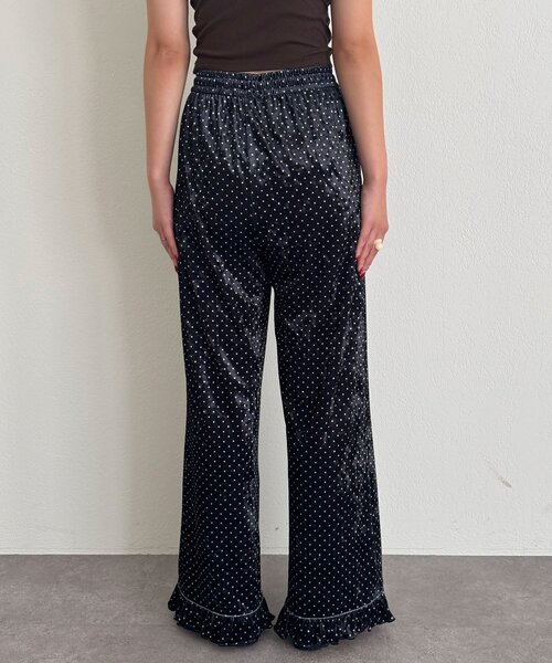 CIAOPANIC（チャオパニック）の「アソート柄ベロアフリルパンツ〈ドット／フラワー〉（その他パンツ・レディース・グレー/ベージュ系その他/カーキ/ブラック系その他/ブラック・MEDIUM/SMALL）」の7枚目の写真