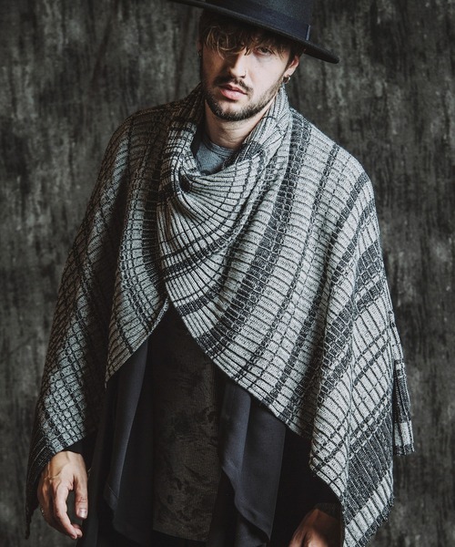 NO ID.(ノーアイディ)の「【NO ID.】4-Way Twist Knit Poncho / 4ウェイ ツイスト ニット ポンチョ(ポンチョ・メンズ・ブラック/その他23・ONE SIZE)」の2枚目の写真