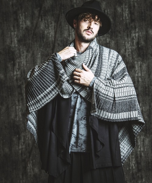 NO ID.(ノーアイディ)の「【NO ID.】4-Way Twist Knit Poncho / 4ウェイ ツイスト ニット ポンチョ(ポンチョ・メンズ・ブラック/その他23・ONE SIZE)」の21枚目の写真
