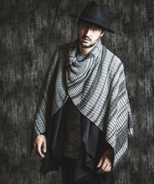 NO ID.(ノーアイディ)の「【NO ID.】4-Way Twist Knit Poncho / 4ウェイ ツイスト ニット ポンチョ(ポンチョ・メンズ・ブラック/その他23・ONE SIZE)」の20枚目の写真