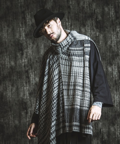 NO ID.(ノーアイディ)の「【NO ID.】4-Way Twist Knit Poncho / 4ウェイ ツイスト ニット ポンチョ(ポンチョ・メンズ・ブラック/その他23・ONE SIZE)」の10枚目の写真