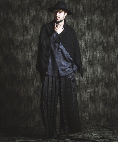 NO ID.(ノーアイディ)の「【NO ID.】4-Way Twist Knit Poncho / 4ウェイ ツイスト ニット ポンチョ(ポンチョ・メンズ・ブラック/その他23・ONE SIZE)」の5枚目の写真