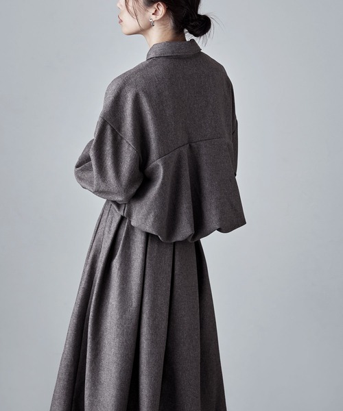 etoll.（エトル）の「ヘザーツイルバルーンシャツ（シャツ/ブラウス・レディース・ベージュ/チャコール/ブラック・FREE）」の4枚目の写真