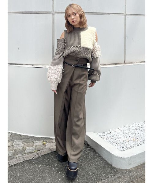 MURUA(ムルーア)の「ベルトハイウエストワイドパンツ(その他パンツ・レディース・ベージュ/ブラック/ブラウン・1/2)」の14枚目の写真