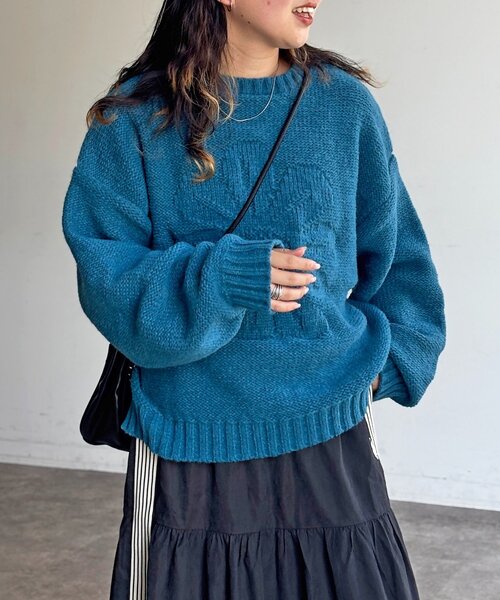 CPCM（シーピーシーエム）の「同色花柄ジャガードニット（ニット/セーター・レディース・ブルー/アイボリー/グリーン/マスタード/ネイビー・SMALL/MEDIUM）」の7枚目の写真