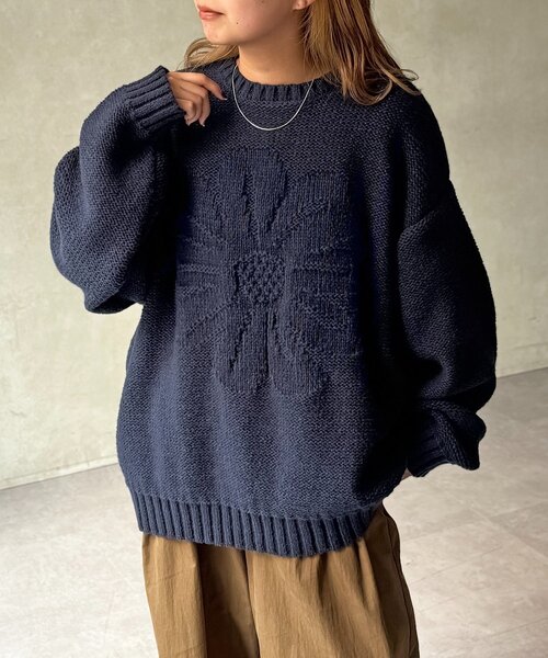 CPCM（シーピーシーエム）の「同色花柄ジャガードニット（ニット/セーター・レディース・ブルー/アイボリー/グリーン/マスタード/ネイビー・SMALL/MEDIUM）」の13枚目の写真