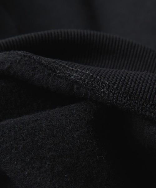 KANGOL（カンゴール）の「KANGOL/カンゴール 別注 ロゴ ワンポイント刺繍 オーバーサイズ シームポケット 裏起毛 プルオーバーパーカー（パーカー・メンズ・チャコール/ワイン系/グレー/グレイッシュベージュ/ブラック/ブラウン/ネイビー・L/M/S）」の16枚目の写真