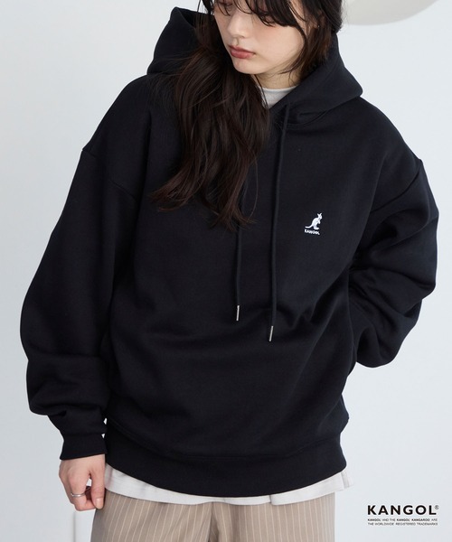 KANGOL（カンゴール）の「KANGOL/カンゴール 別注 ロゴ ワンポイント刺繍 オーバーサイズ シームポケット 裏起毛 プルオーバーパーカー（パーカー・メンズ・チャコール/ワイン系/グレー/グレイッシュベージュ/ブラック/ブラウン/ネイビー・L/M/S）」の18枚目の写真