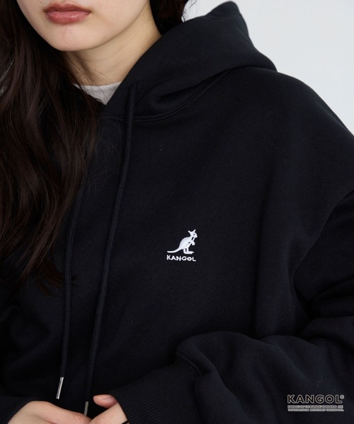 KANGOL（カンゴール）の「KANGOL/カンゴール 別注 ロゴ ワンポイント刺繍 オーバーサイズ シームポケット 裏起毛 プルオーバーパーカー（パーカー・メンズ・チャコール/ワイン系/グレー/グレイッシュベージュ/ブラック/ブラウン/ネイビー・L/M/S）」の19枚目の写真