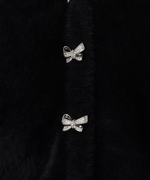 couture brooch（クチュールブローチ）の「【高見え・大人可愛い】ビジューリボン釦 前後2WAYフェザーカーディガントップス（カーディガン/ボレロ・レディース・アイボリー/ブラック/サックスブルー・36/38/40/42）」の11枚目の写真