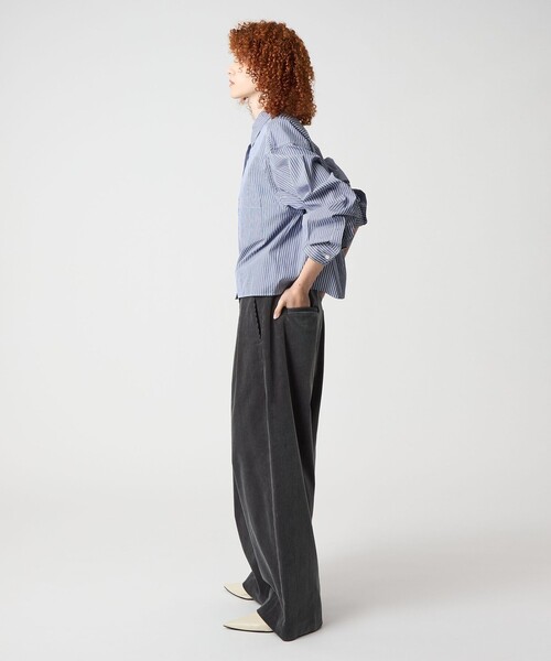 6（ロク）の「＜6(ROKU)＞コットン ストライプ クロップド シャツ（シャツ/ブラウス・レディース・ライトブルー・FREE）」の4枚目の写真