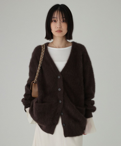 BABYLONE(バビロン)の「FOXカシミヤカーディガン(カーディガン/ボレロ・レディース・オフホワイト/チャコール/ホワイト/カーキ/ライトベージュ/ダークブラウン・フリー)」の7枚目の写真