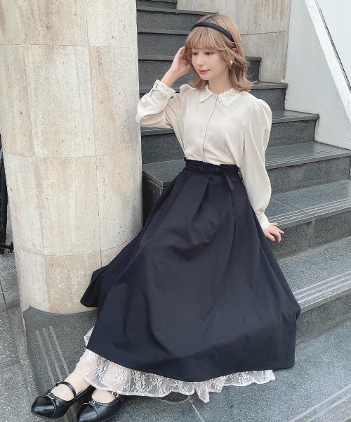 an another angelus（アンアナザーアンジェラス）の「レースレイヤードタックフレアースカート/fint フィント（スカート・レディース・ブラック/グレー・FREE）」の2枚目の写真