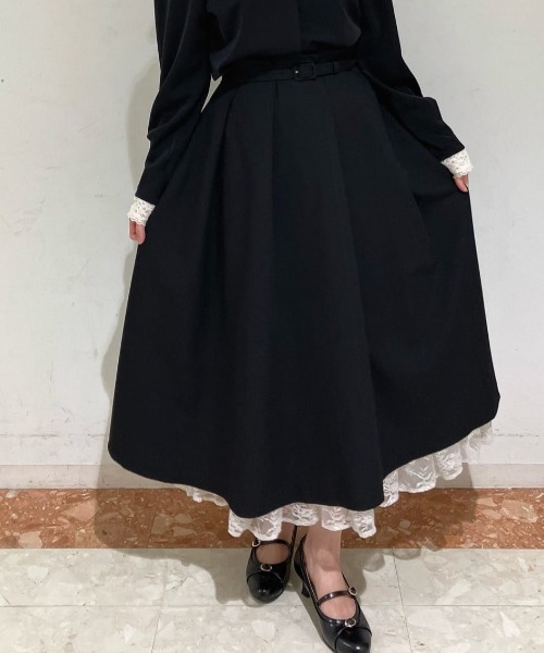 an another angelus（アンアナザーアンジェラス）の「レースレイヤードタックフレアースカート/fint フィント（スカート・レディース・ブラック/グレー・FREE）」の22枚目の写真