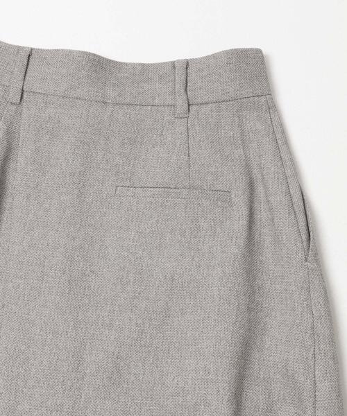 URBAN RESEARCH ROSSO WOMEN（アーバンリサーチ　ロッソ）の「タックスカート（スカート・レディース・ライトグレー/ブラウン・36/38）」の9枚目の写真