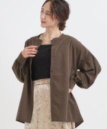 【洗濯後シワになりにくい/吸水速乾/UVカット】着こなしで雰囲気いろいろ お袖シャーリングシャツ