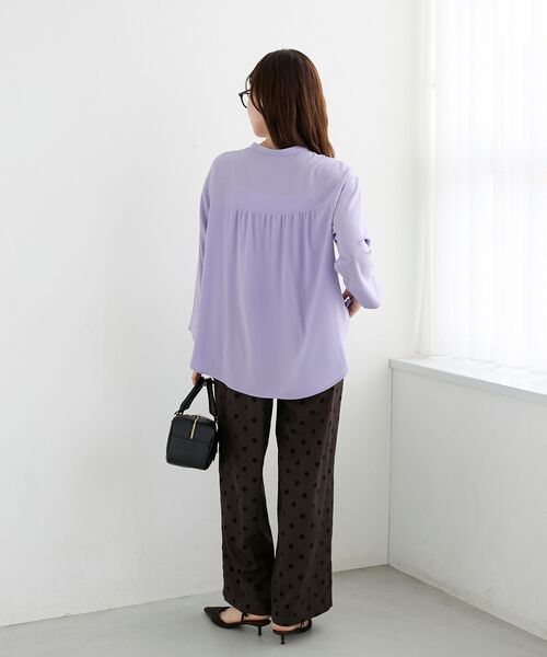 le.coeur blanc(ルクールブラン)の「★大ヒットブラウス長袖★2WAYジョーゼット長袖ブラウス(シャツ/ブラウス・レディース・ダークグレー/パープル/ネイビー/ライトグレー・38)」の18枚目の写真