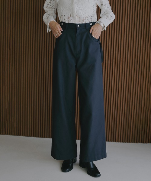 MANOF(マノフ)の「2WAY SUSPENDER PANTS(その他パンツ・レディース・ネイビー/ホワイト・M/S)」の3枚目の写真