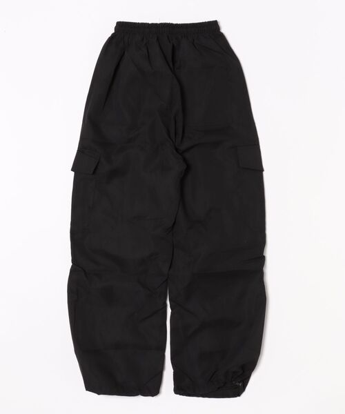 TONE SELECT WEAR(トーンセレクトウェア)の「【URGE:】リラックスワイドジャージパンツ(デニムパンツ・レディース・アイボリー/ブラック/オリーブ・MEDIUM/LARGE/X-LARGE)」の4枚目の写真
