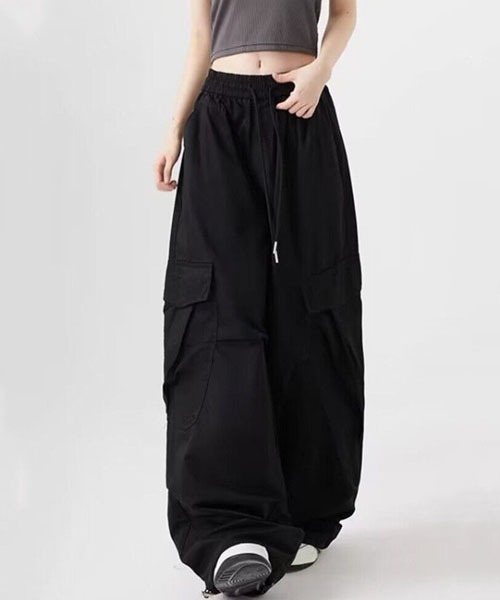 TONE SELECT WEAR(トーンセレクトウェア)の「【URGE:】リラックスワイドジャージパンツ(デニムパンツ・レディース・アイボリー/ブラック/オリーブ・MEDIUM/LARGE/X-LARGE)」の5枚目の写真