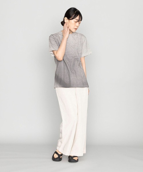 kuros'(クロス)の「【kuros’オリジナル】暮染 GRADATIONTシャツ(Tシャツ/カットソー・メンズ・チャコールグレー・X-LARGE/MEDIUM/LARGE)」の2枚目の写真