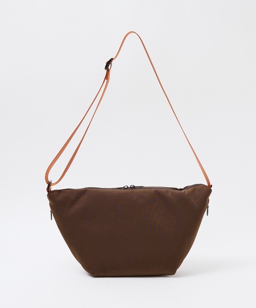 SML（エスエムエル）の「【SML/エスエムエル】ショルダーバッグS/K905058/シンプル/バッグ/撥水/ユニセックス【WEB限定】（ショルダーバッグ・レディース・ベージュ/ブラウン/グレー/ブラック・フリー）」の5枚目の写真