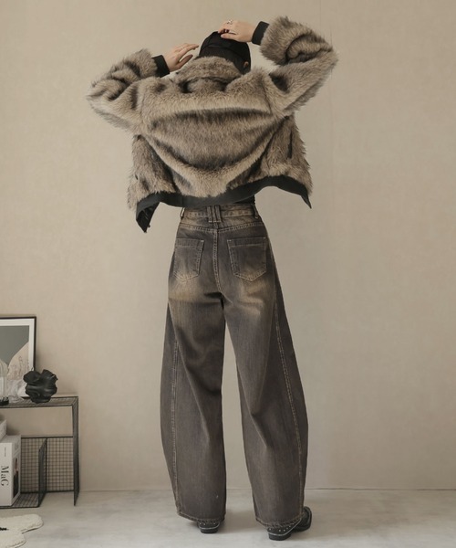 Ulysses（ユリシス）の「レザーパイピングショート丈ファーブルゾン（その他アウター・レディース・モカ・S/M）」の6枚目の写真