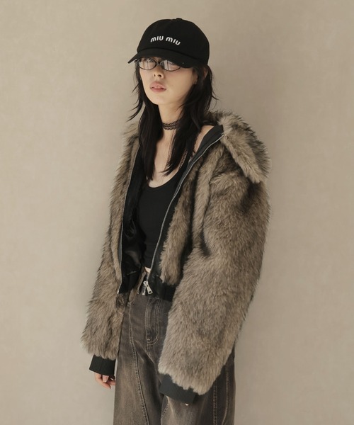 Ulysses（ユリシス）の「レザーパイピングショート丈ファーブルゾン（その他アウター・レディース・モカ・S/M）」の8枚目の写真