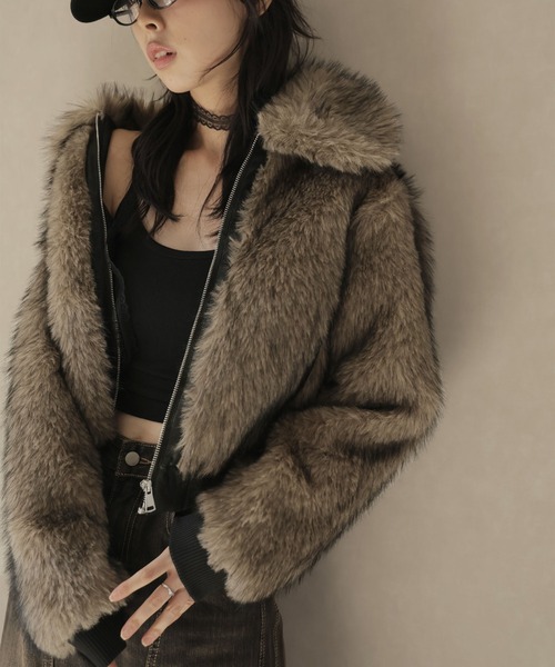 Ulysses（ユリシス）の「レザーパイピングショート丈ファーブルゾン（その他アウター・レディース・モカ・S/M）」の19枚目の写真