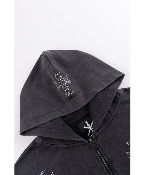 UNKNOWN LONDON（アンノウン・ロンドン）の「ジップフーディ｜Outline Cross Rhinestone Zip Hoodie｜Unknown London（パーカー・メンズ・レッド/ブラック/ベージュ・MEDIUM/LARGE/X-LARGE/SMALL）」の5枚目の写真