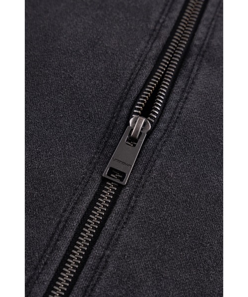 UNKNOWN LONDON（アンノウン・ロンドン）の「ジップフーディ｜Outline Cross Rhinestone Zip Hoodie｜Unknown London（パーカー・メンズ・レッド/ブラック/ベージュ・MEDIUM/LARGE/X-LARGE/SMALL）」の6枚目の写真