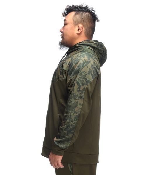 UNDER ARMOUR(アンダーアーマー)の「UNDER ARMOUR (アンダーアーマー) LOOSE アーマーフリース カモ フルジップ フーディーパーカー(パーカー・メンズ・ブラック/カーキ・3XL/4XL/5XL)」の10枚目の写真