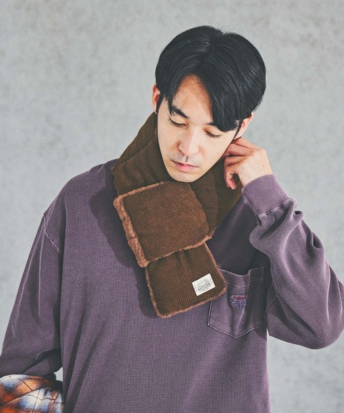 BAYFLOW（ベイフロー）の「[リバーシブル]差し込みコーデュロイマフラー/ファー（ストール/ショール・メンズ・グレー/ブラウン/ブラック/その他1・FREE）」の4枚目の写真