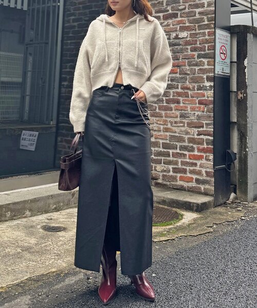 mline（エムライン）の「[mline]レザースリット スカート（スカート・レディース・ブラウン/ブラック・1/2）」の9枚目の写真