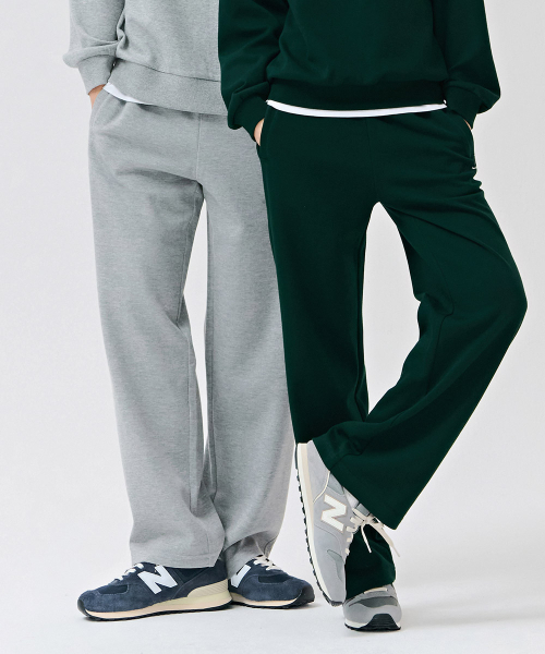 CHASECULT（チェイスカルト）の「ユニセックスエッセンシャルストレートパンツ-グリーン（スウェットパンツ・メンズ・グリーン・76/82/86/67/70）」の5枚目の写真