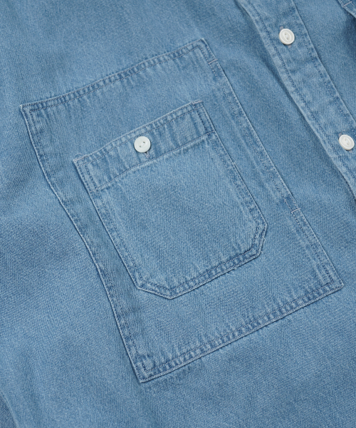 FRIZMWORKS(フリズムワークス)の「BLEACH DENIM UTILITY SHIRT _ MID BLUE(シャツ/ブラウス・メンズ・その他・SMALL/MEDIUM/LARGE/X-LARGE)」の5枚目の写真