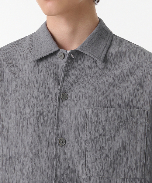 MUSINSA STANDARD（ムシンサスタンダード）の「クリンクルリラックスド半袖シャツ[グレー]（シャツ/ブラウス・メンズ・その他・MEDIUM/LARGE/X-LARGE/XX-LARGE）」の3枚目の写真