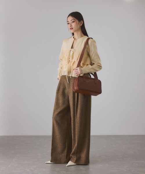 ADAM ET ROPE'（アダムエロペ）の「【サステナブル】ロゴスクエアボストンバッグ（ボストンバッグ・レディース・シルバー/ブラウン/ブラック・FREE）」の11枚目の写真