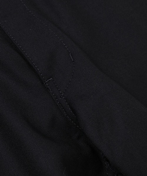 COMME des GARCONS HOMME（コム デ ギャルソン・オム）の「WOOL GABARDINE CLASSIC PANTS（その他パンツ・メンズ・ネイビー/ブラック・S/L/M/XS）」の10枚目の写真
