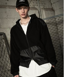 TENER（テネル）の「Fleece color combination hooded jumper black（その他アウター）」