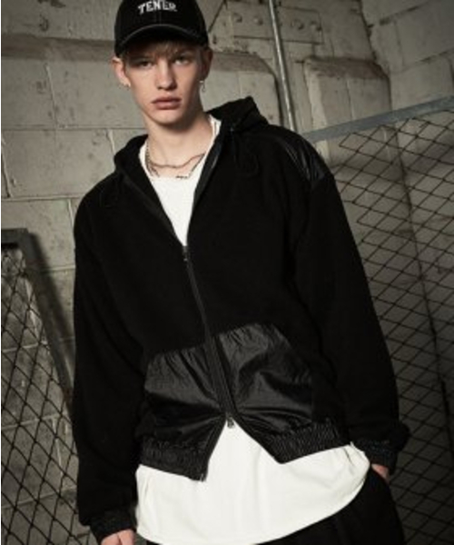 TENER(テネル)の「Fleece color combination hooded jumper black(その他アウター・メンズ・その他・F)」の1枚目の写真