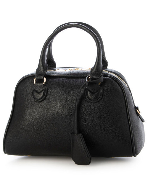 cache cache(カシュ カシュ)の「カシュカシュ cachechche / シボフェイクレザー2wayボストンバッグ(ショルダーバッグ・レディース・ブラウン/アイボリー/ブラック・FREE)」の2枚目の写真