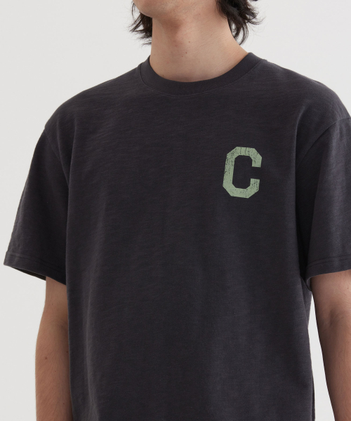 COVERNAT（カバーナット）の「スロップクラック C ロゴ T シャツ Charcoal（Tシャツ/カットソー・レディース・その他・X-SMALL/SMALL/MEDIUM/LARGE/X-LARGE/XX-LARGE）」の3枚目の写真