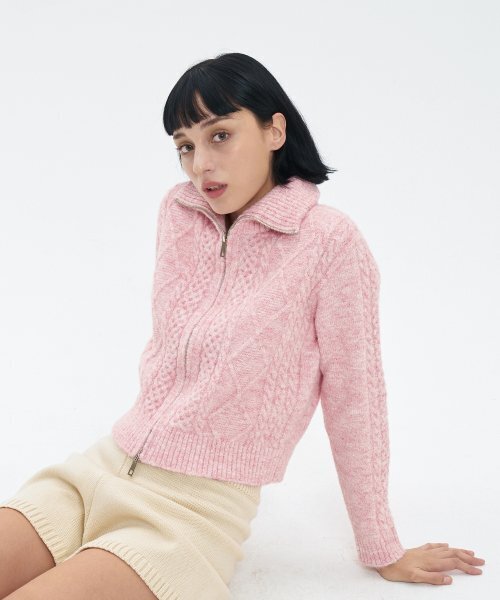 BLOND9(ブロンドナイン)の「フィッシャーマンケーブルウールニットジップアップ_ベビーピンク(カーディガン/ボレロ・レディース・その他・SMALL)」の3枚目の写真