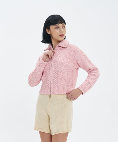 BLOND9(ブロンドナイン)の「フィッシャーマンケーブルウールニットジップアップ_ベビーピンク(カーディガン/ボレロ・レディース・その他・SMALL)」の5枚目の写真