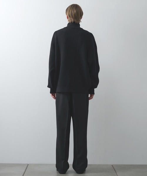 WRAPINKNOT（ラッピンノット）の「【WRAPINKNOT/ラッピンノット】編地切替ドライバーズニット（ニット/セーター・メンズ・ブラック/グレー・2/3）」の17枚目の写真