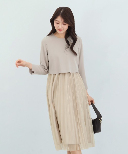 White Collection（ホワイトコレクション）の「多機能すぎるワンピース【UVカット･速乾・接触冷感･防シワ・ストレッチ･洗える】ダブルピケクロス・チュールプリーツレイヤードワンピース（ワンピース・レディース・グレイッシュベージュ/ブラック/ネイビー・M/S/L）」の3枚目の写真